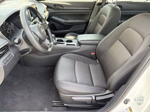 Certified 2025 Nissan Altima 2.5 S image 18