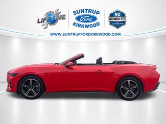 Used 2025 Ford Mustang Premium RWD video 2