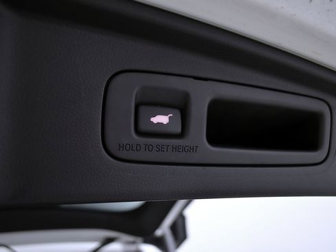 Used 2024 Honda CR-V EX-L image 12