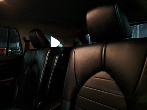 Certified 2021 Toyota Highlander XLE image 13