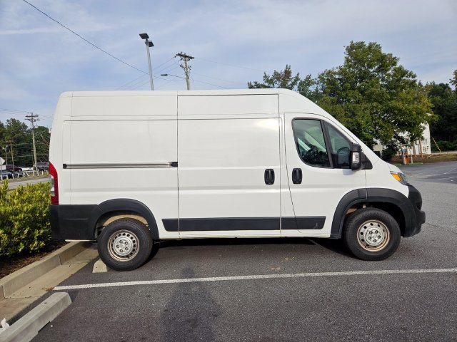 Used 2025 RAM ProMaster 2500 w/ Convenience Group FWD image 2