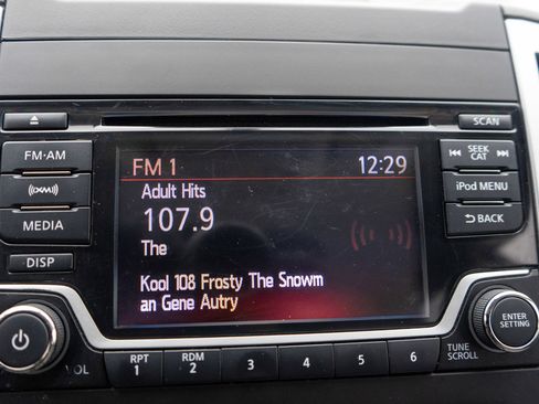 Used 2018 Nissan Frontier SV w/ Value Truck Package image 14