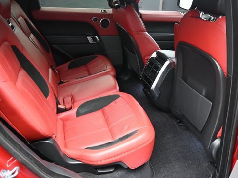 Used 2021 Land Rover Range Rover Sport HSE Dynamic image 9