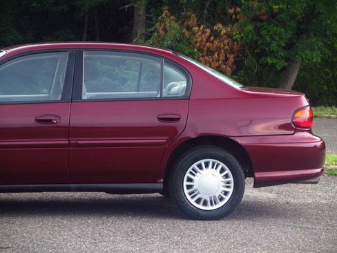 Used 2001 Chevrolet Malibu V6 FWD image 23