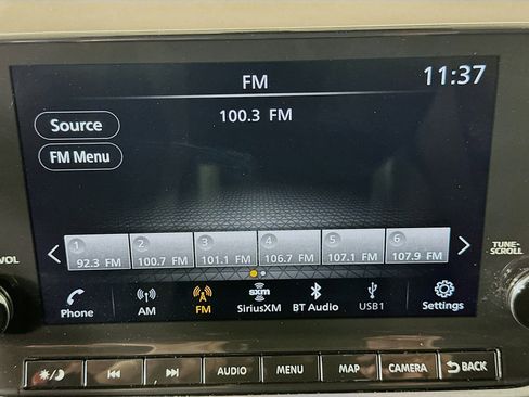 Used 2023 Nissan Rogue SL w/ SL Premium Package image 21