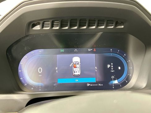 New 2025 Volvo XC90 B6 Core w/ Climate Package image 8