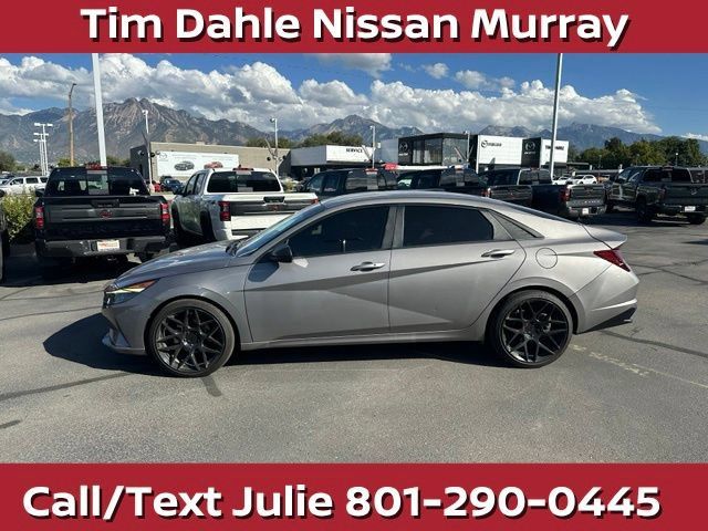 Used 2022 Hyundai Elantra SEL w/ Preferred Accessory Package FWD image 7