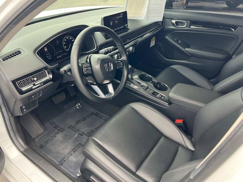 Certified 2024 Honda Civic EX-L image 5