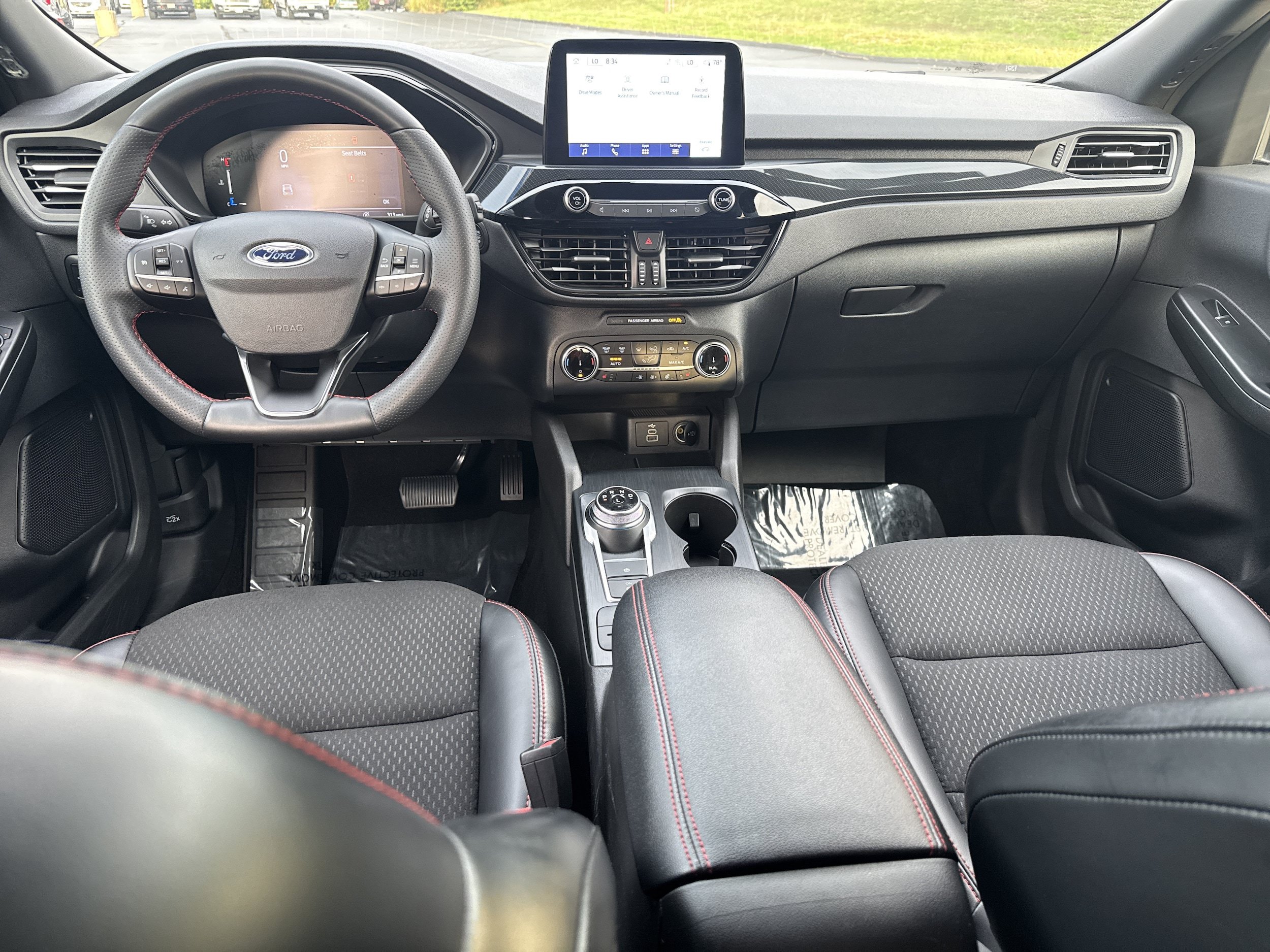 Used 2025 Ford Escape ST-Line Select AWD/4WD image 14