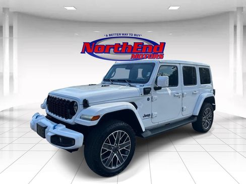 Used 2024 Jeep Wrangler High Altitude AWD/4WD image 7