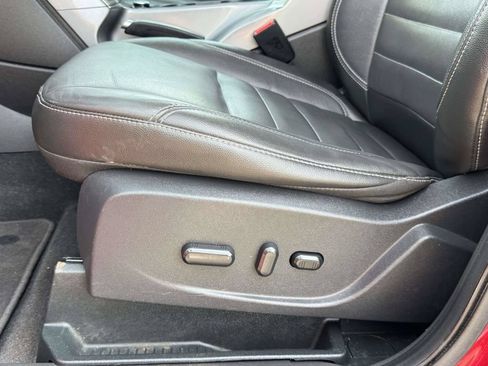 Used 2015 Ford Escape SE w/ Equipment Group 201A AWD/4WD image 20