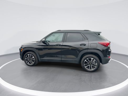 Used 2025 Chevrolet TrailBlazer LT AWD/4WD image 6