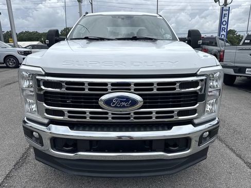 Used 2023 Ford F250 XLT w/ 360-Degree Camera Package AWD/4WD image 2