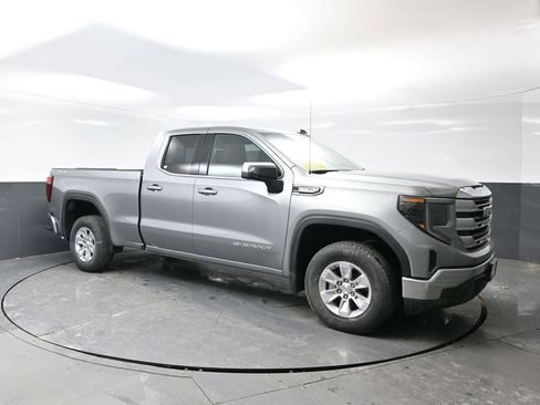 New 2026 GMC Sierra 1500 SLE w/ Preferred Package image 5