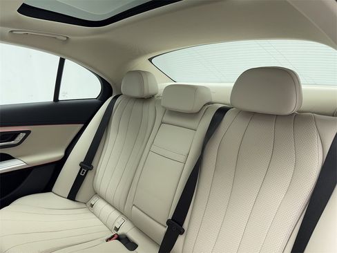 Used 2025 Mercedes-Benz E 350 Sedan w/ Winter Package image 44