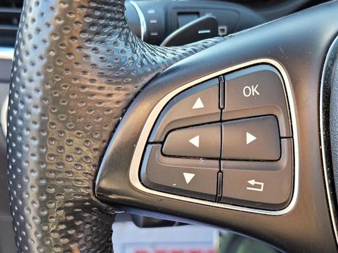 Used 2019 Mercedes-Benz GLE 43 AMG 4MATIC image 27