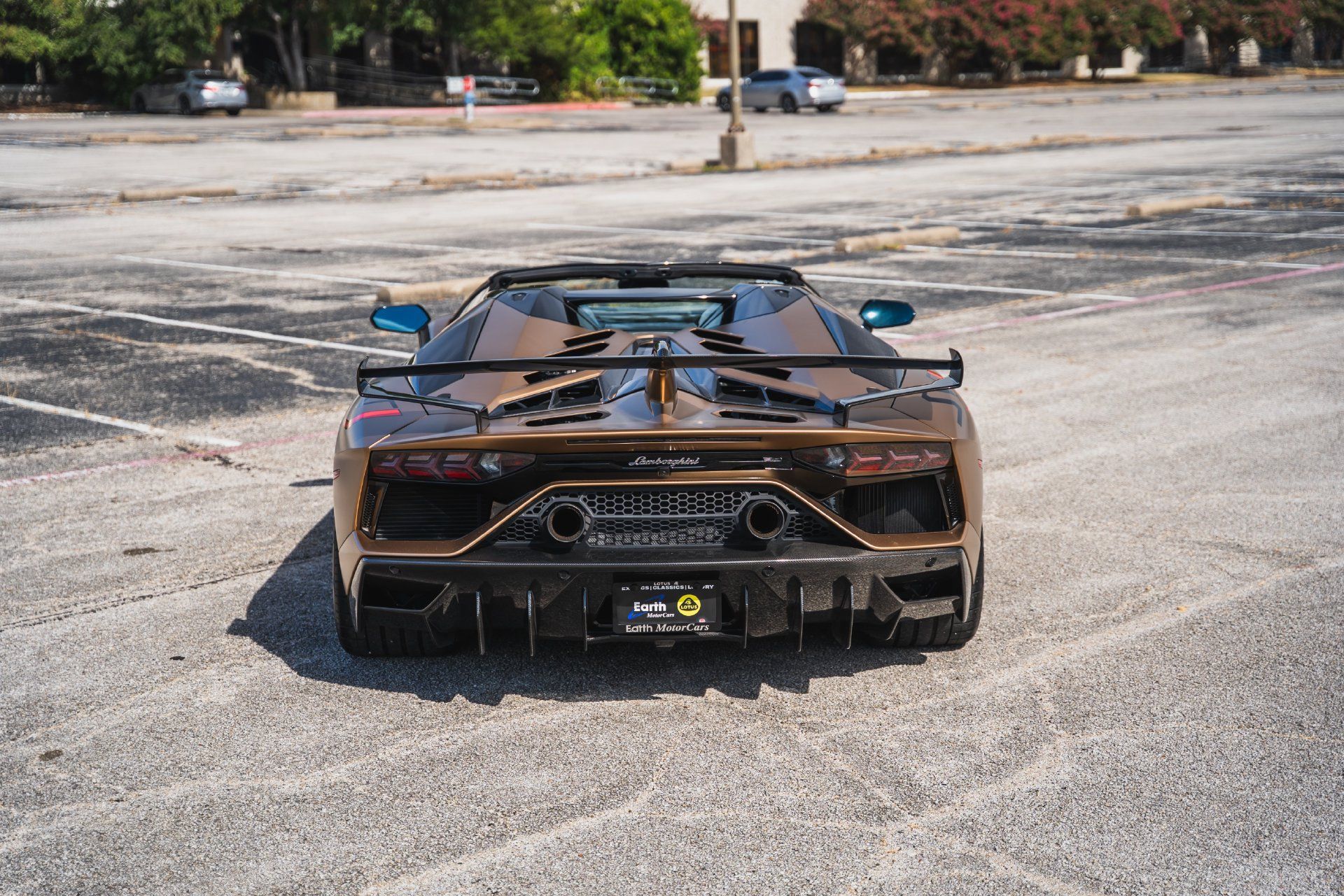 Used 2021 Lamborghini Aventador SVJ AWD/4WD image 19