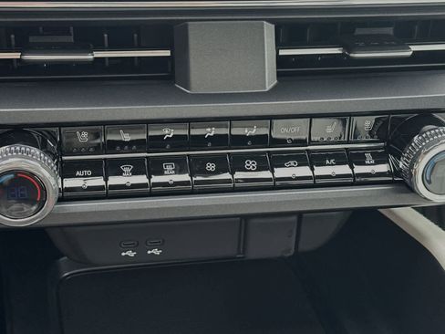 New 2024 Acura ZDX Type S image 18