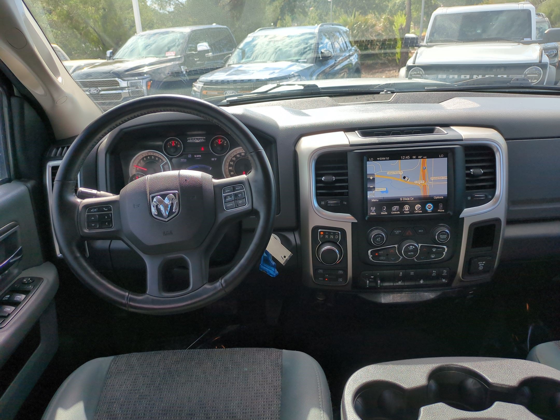 Used 2017 RAM 1500 Big Horn AWD/4WD image 27