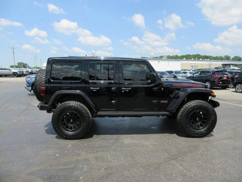 Used 2019 Jeep Wrangler Unlimited Rubicon AWD/4WD image 4