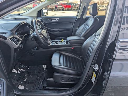 Used 2024 Ford Edge SEL image 2