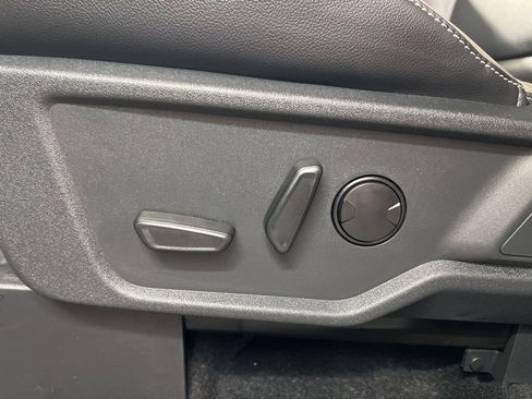 New 2025 Ford Bronco Outer Banks image 28