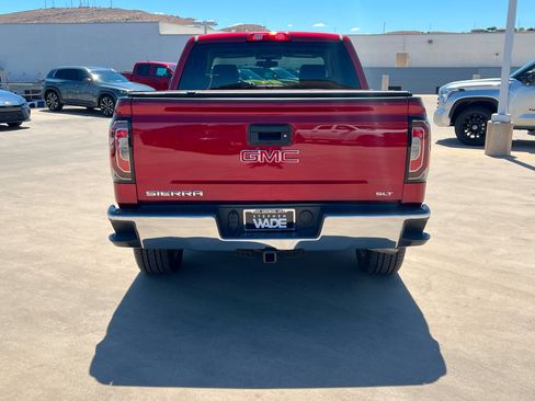 Used 2018 GMC Sierra 1500 SLT w/ SLT Premium Package image 5