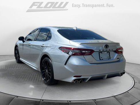 Used 2022 Toyota Camry XSE FWD image 6
