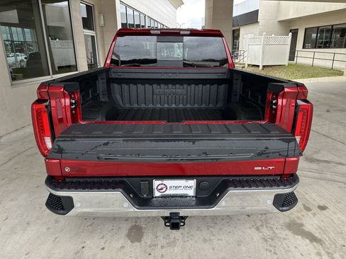 New 2026 GMC Sierra 1500 SLT w/ SLT Premium Plus Package image 31
