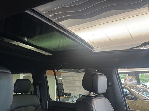 New 2026 Jeep Grand Wagoneer Summit w/ Premium Group III AWD/4WD image 16