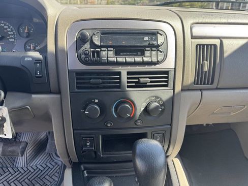 Used 2003 Jeep Grand Cherokee Laredo image 11