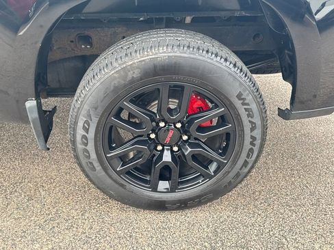 Used 2020 Chevrolet Silverado 1500 LT w/ Trailering Package image 33