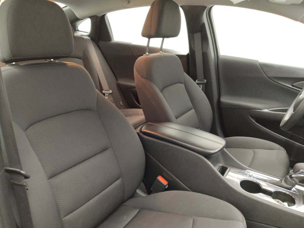Used 2025 Chevrolet Malibu LT FWD image 21