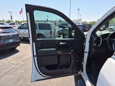 Used 2020 GMC Sierra 3500 Denali AWD/4WD image 14