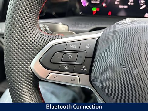 New 2026 Volkswagen GTI SE FWD image 19