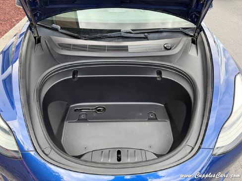 Used 2020 Tesla Model 3 Standard Range Plus RWD image 14