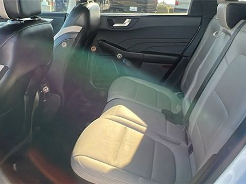 Certified 2022 Ford Escape SEL w/ Technology Package image 19