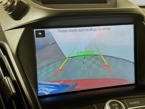 Used 2018 Ford C-MAX SE w/ Equipment Group 201A image 13