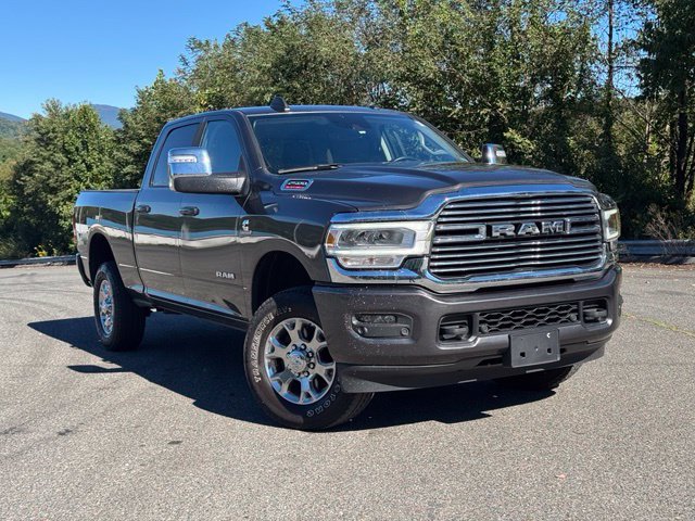 Used 2024 RAM 2500 Laramie w/ Safety Group AWD/4WD image 28