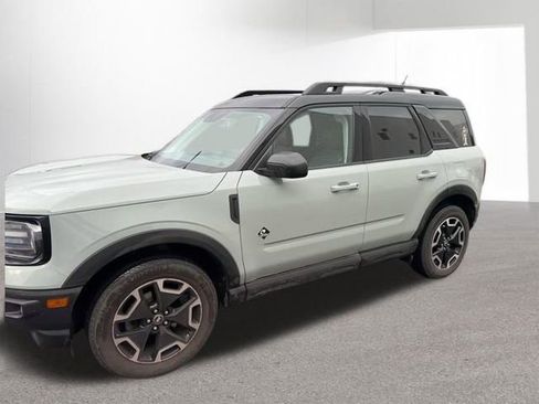 Used 2022 Ford Bronco Sport Outer Banks w/ Tech Package image 4