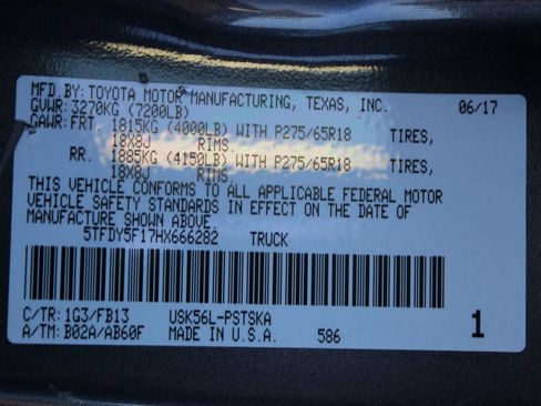 Used 2017 Toyota Tundra SR5 w/ TRD Off Road Package image 9