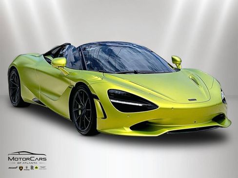 Used 2026 McLaren 750S Spider RWD image 2