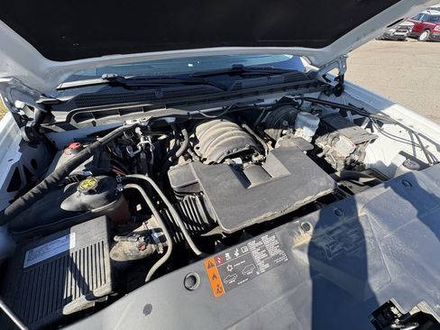 Used 2018 Chevrolet Silverado 1500 LT w/ All Star Edition image 22