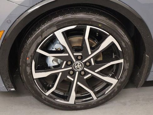 New 2026 Toyota Prius Plug-In Hybrid image 7