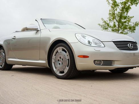 Used 2003 Lexus SC 430 Convertible RWD image 12