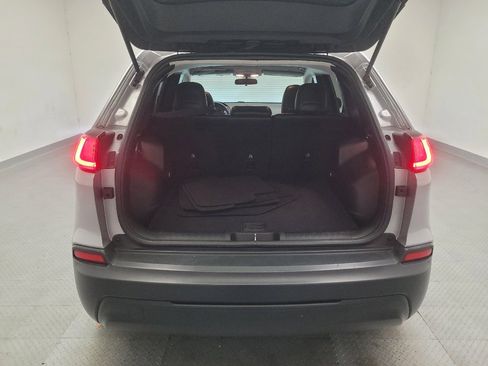 Used 2019 Jeep Cherokee Latitude Plus FWD image 29