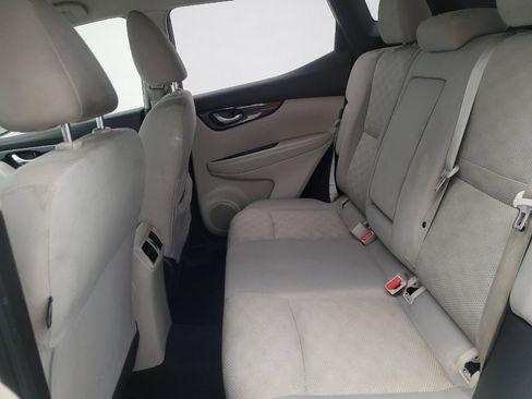 Used 2022 Nissan Rogue Sport SV image 18