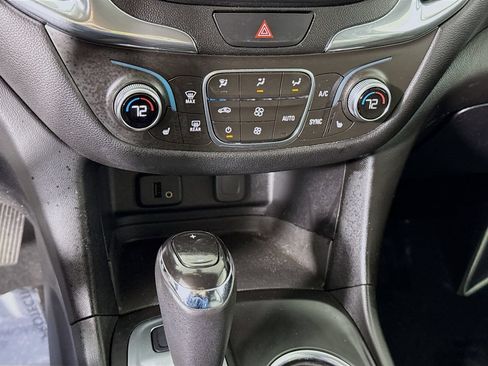 Used 2018 Chevrolet Equinox LT AWD/4WD image 7