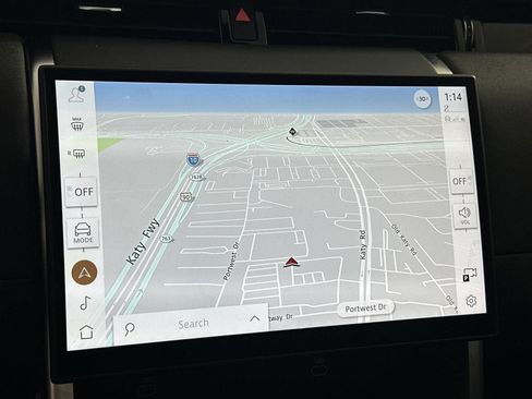 Used 2024 Land Rover Discovery Sport S image 25