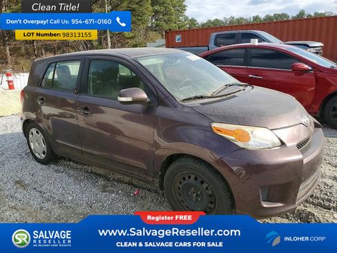 Used 2012 Scion xD image 5